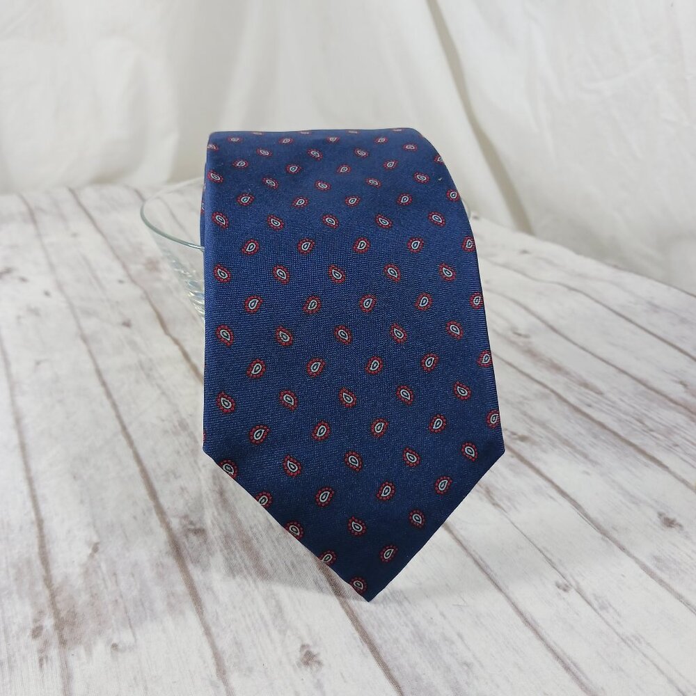 VTG Yves St. Laurent Neckwear Men's Silk Tie Navy w/Small Red Paisley 59x3.25"